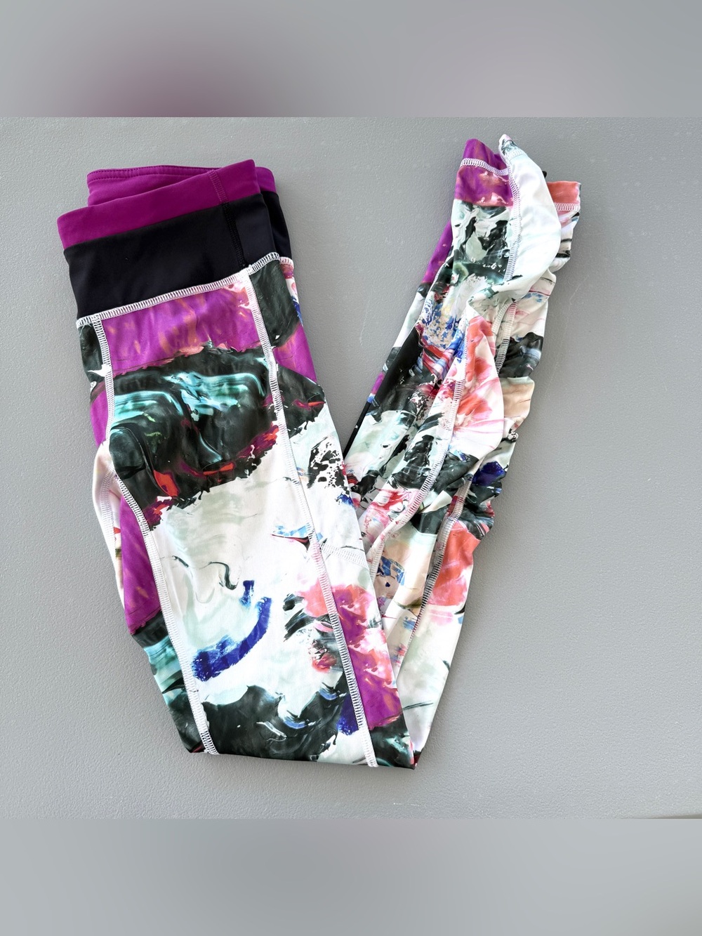 Lululemon Size 4 Run Inspire Full Length Leggings Abstract Print